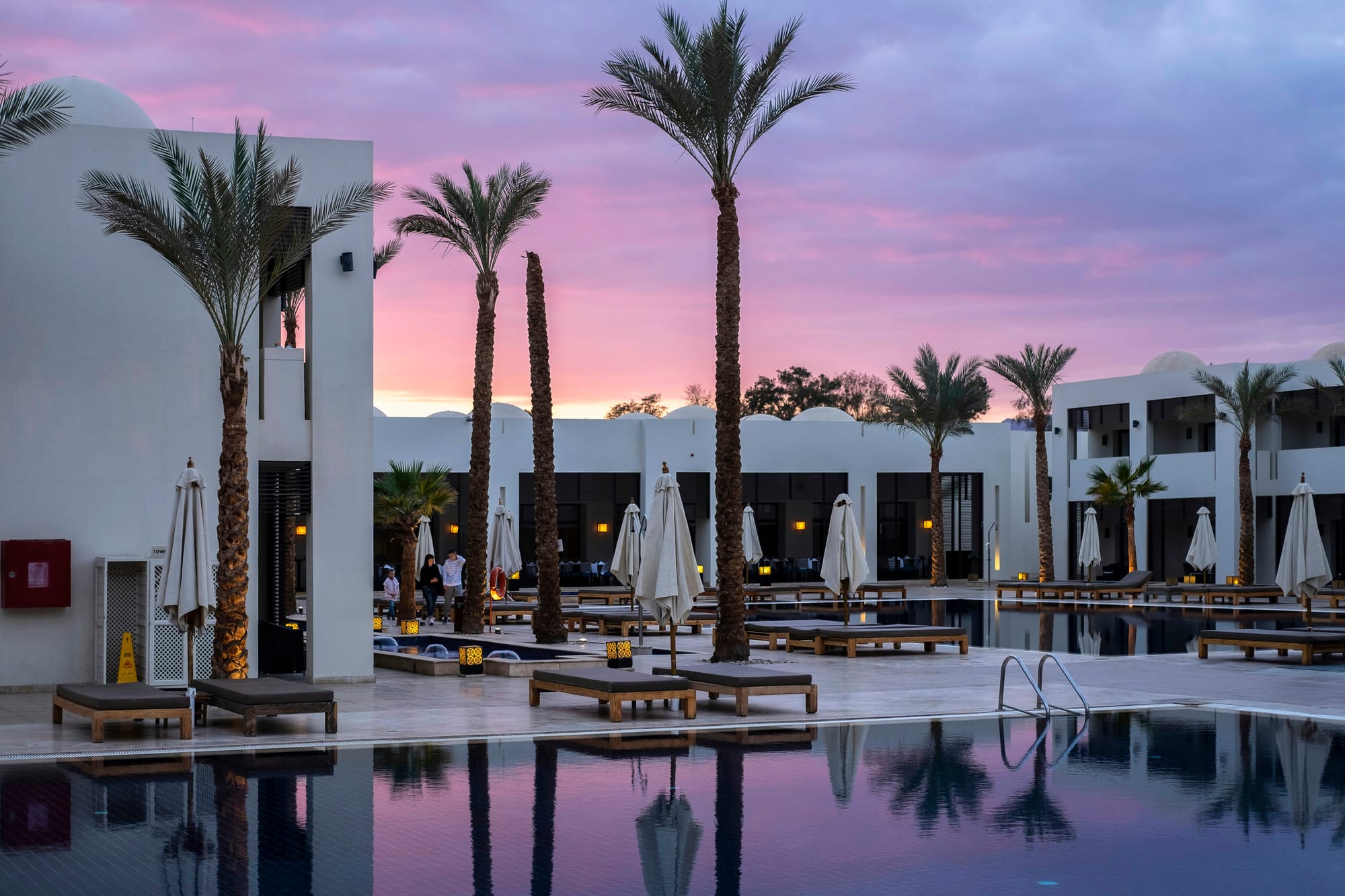 Four Seasons vs Ritz-Carlton: Which Delivers Better Luxury?
